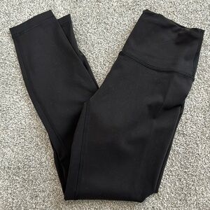 Lululemon wonder train size 6